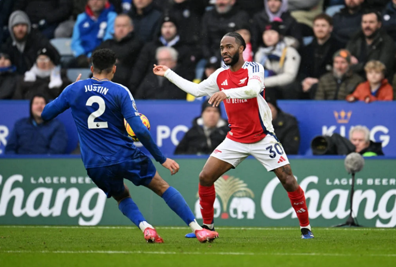 Raheem Sterling thi đấu ấn tượng trước PSV, sẵn sàng tái xuất ở Arsenal