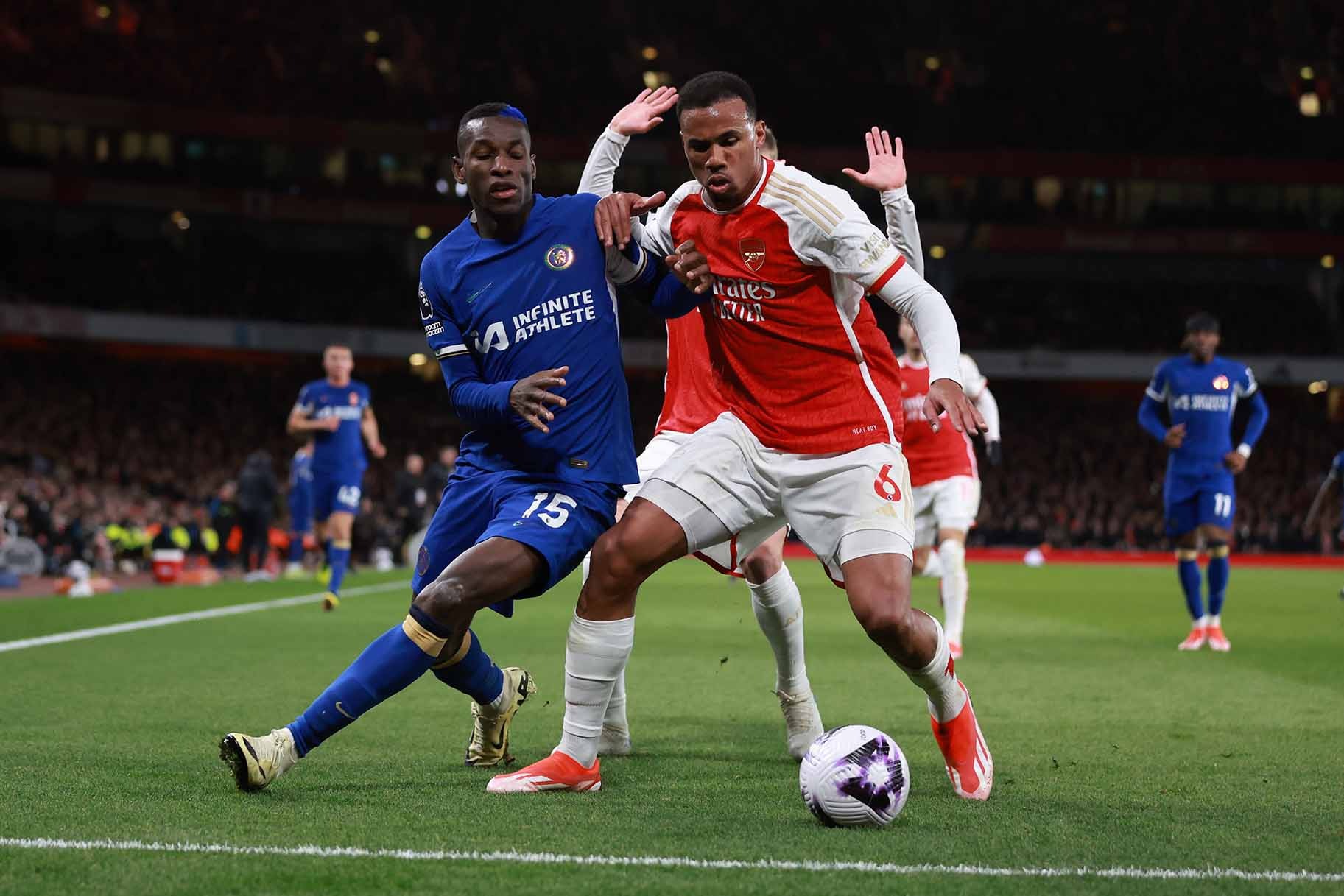 Nhận định soi kèo Arsenal vs Chelsea lúc 20h30 ngày 16/3/2025