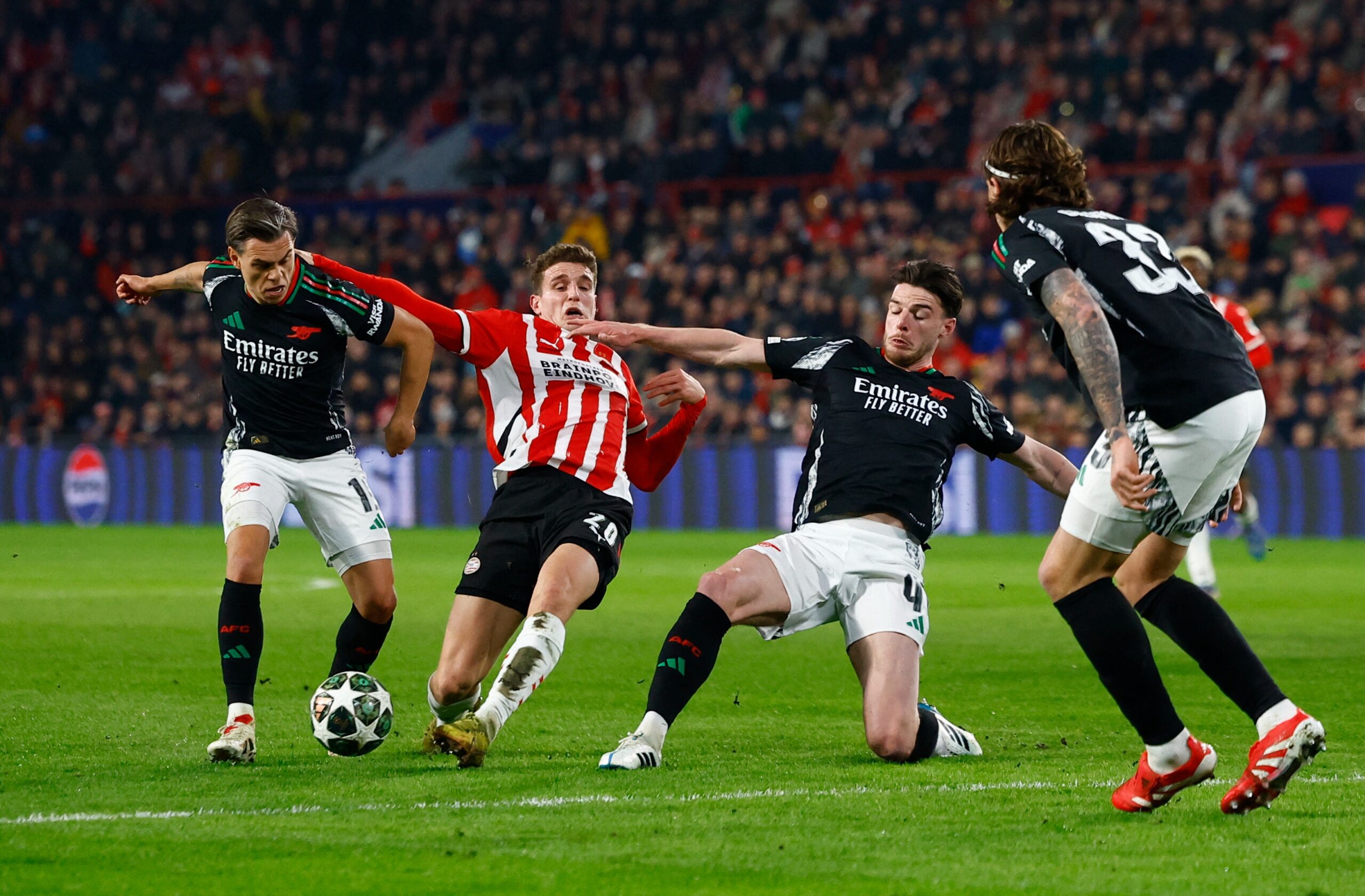 Nhận định soi kèo Arsenal vs PSV Eindhoven lúc 03h00 ngày 13/3/2025